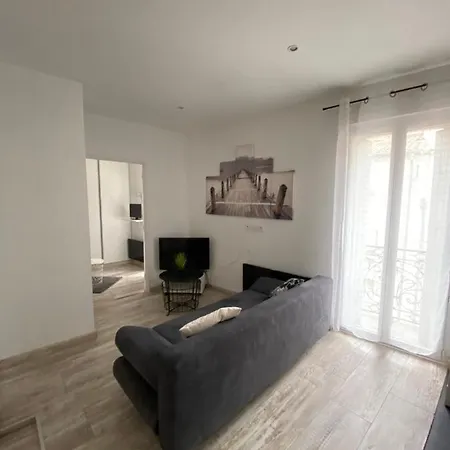 Arcole 5 - Jolie Centre De Avec Garage- Wifi -tv Connectee * Béziers